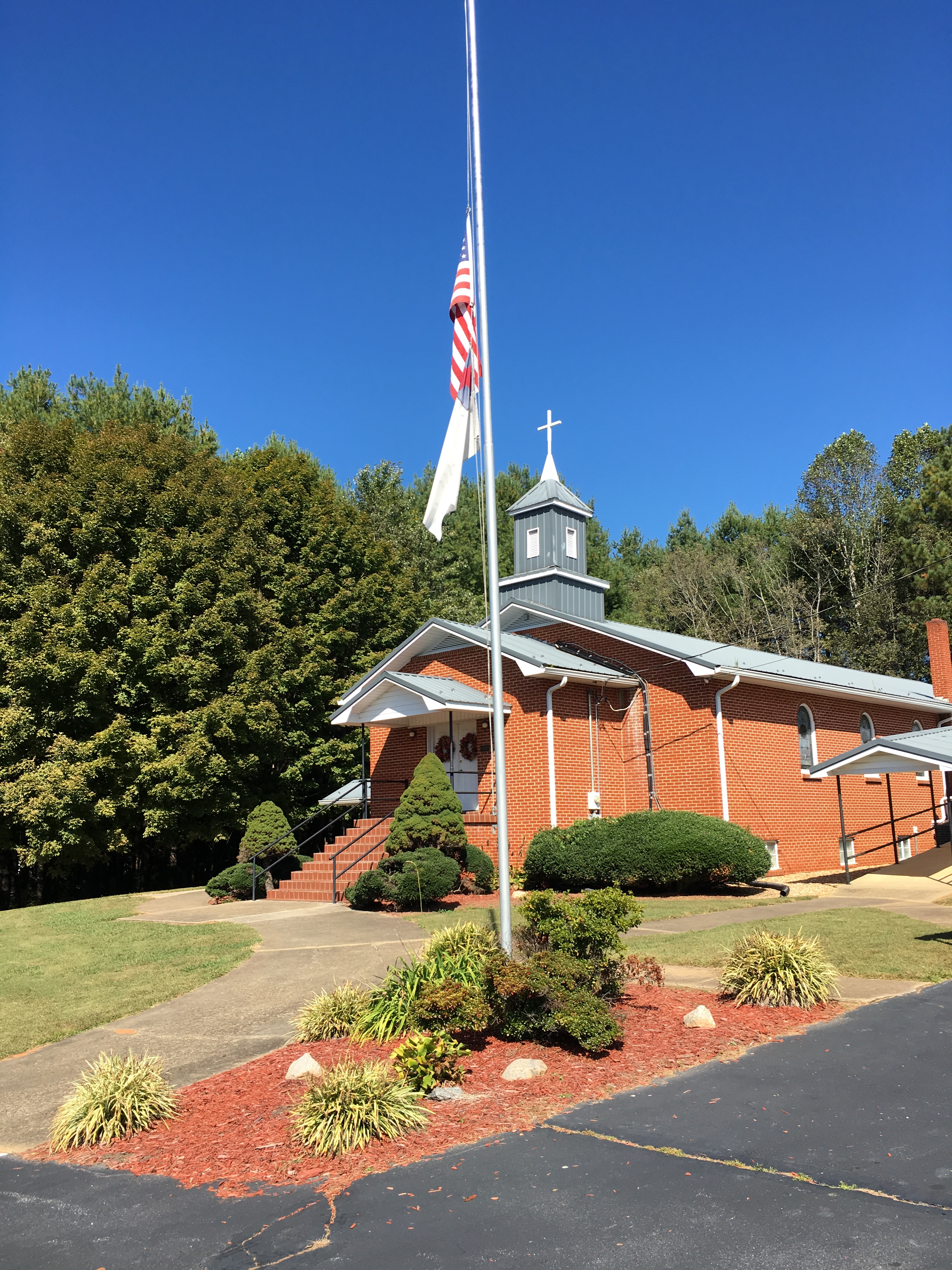 Photographed 06 Oct 2017.