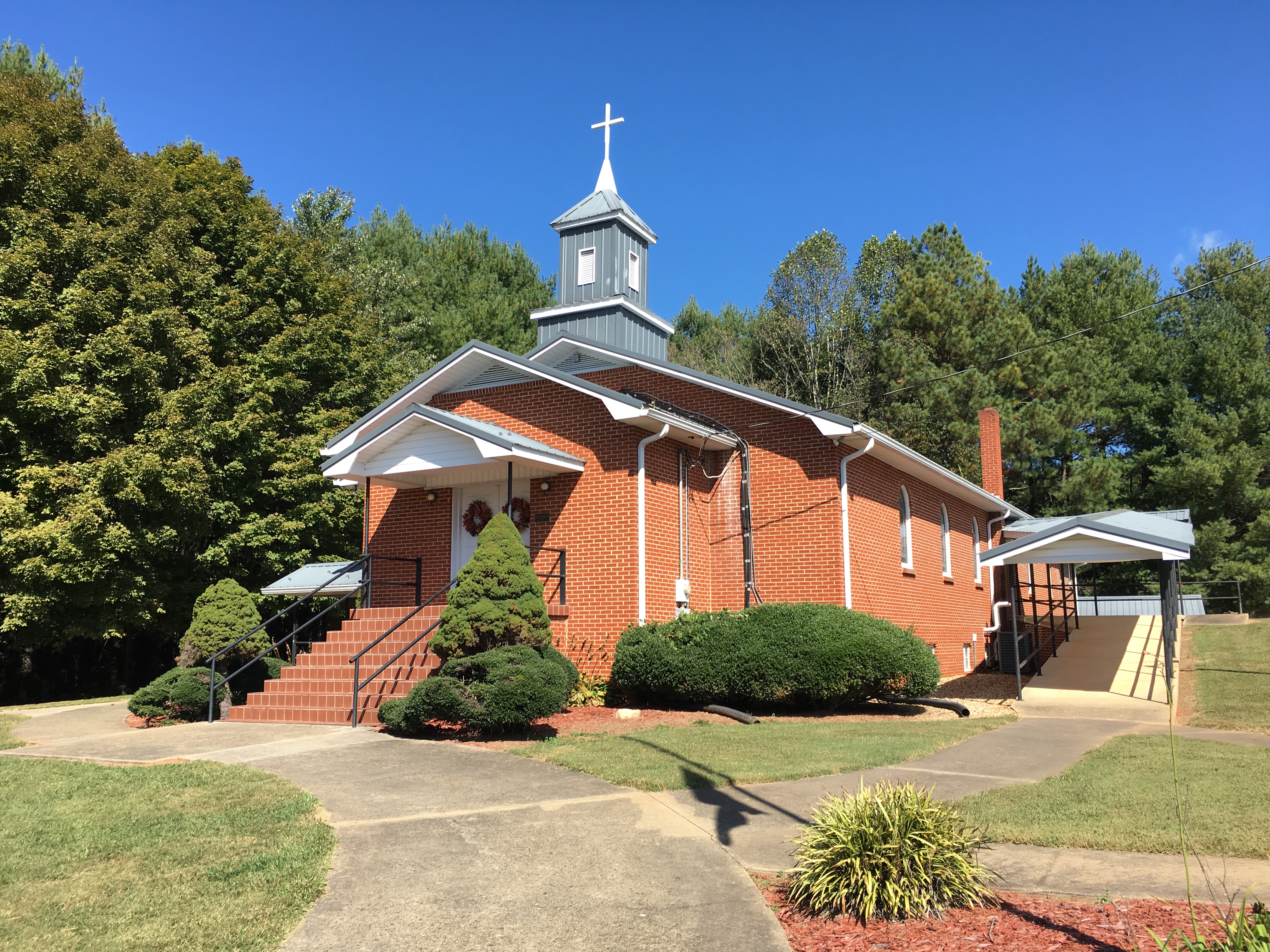 Photographed 06 Oct 2017.