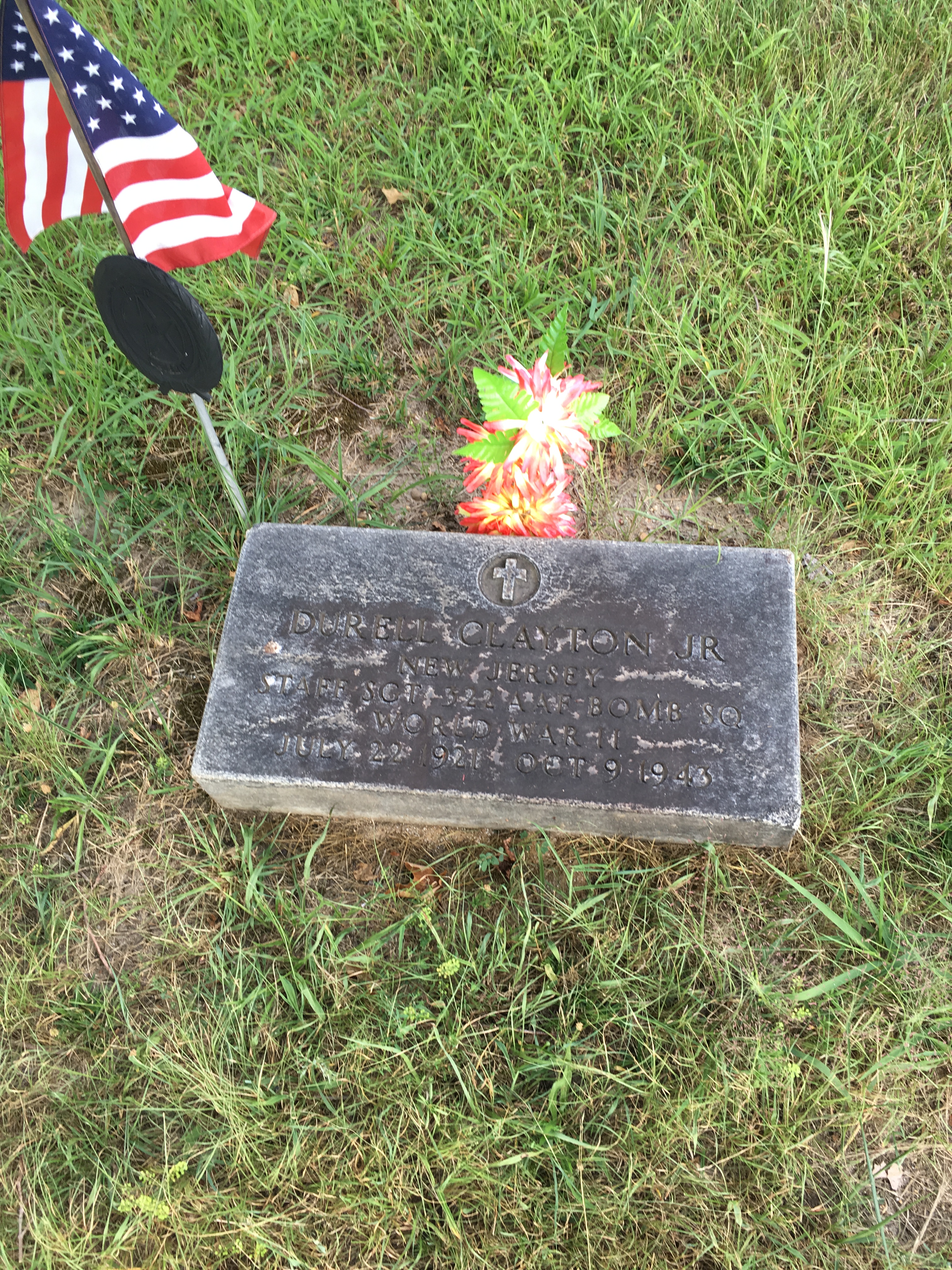 Photographed 16 August 2016.