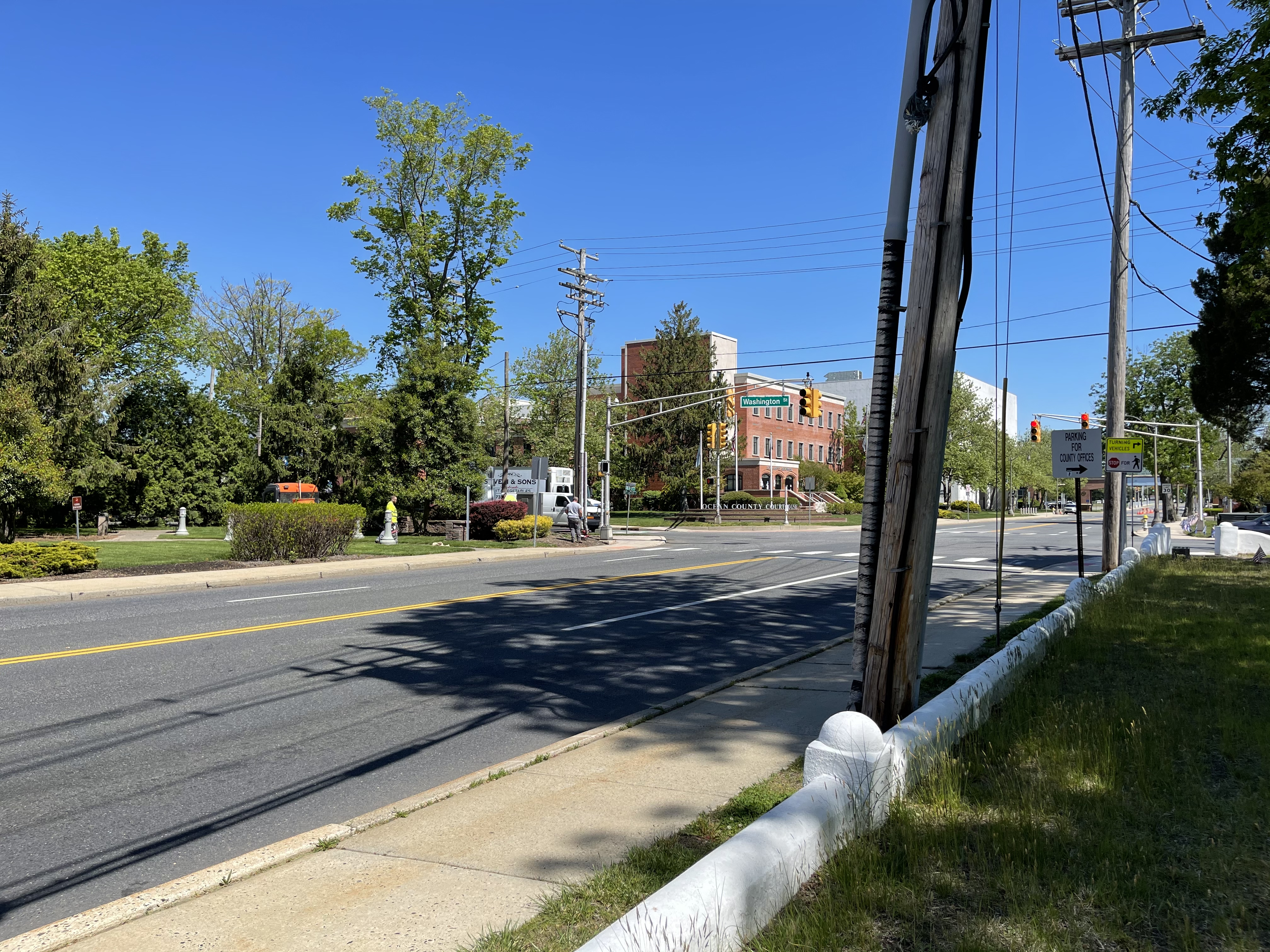 Photographed 14 May 2021.